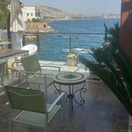 Appartamento La Casa Sul Mare Napoli Esterno foto