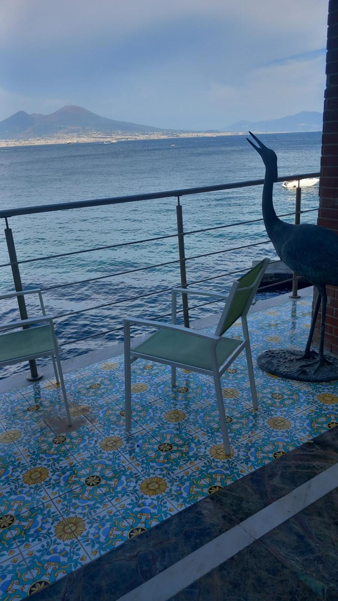 Appartamento La Casa Sul Mare Napoli Esterno foto