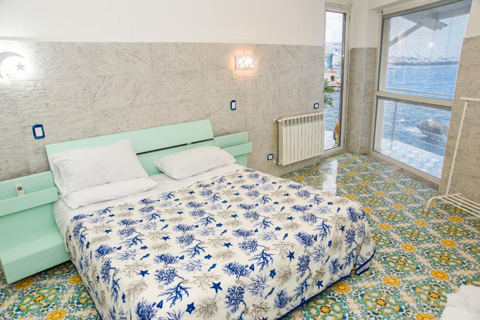 Appartamento La Casa Sul Mare Napoli Esterno foto