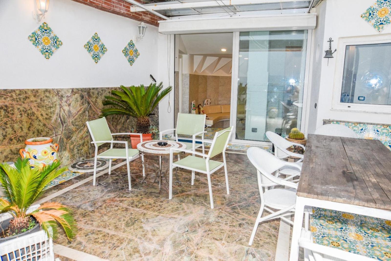 Appartamento La Casa Sul Mare Napoli Esterno foto