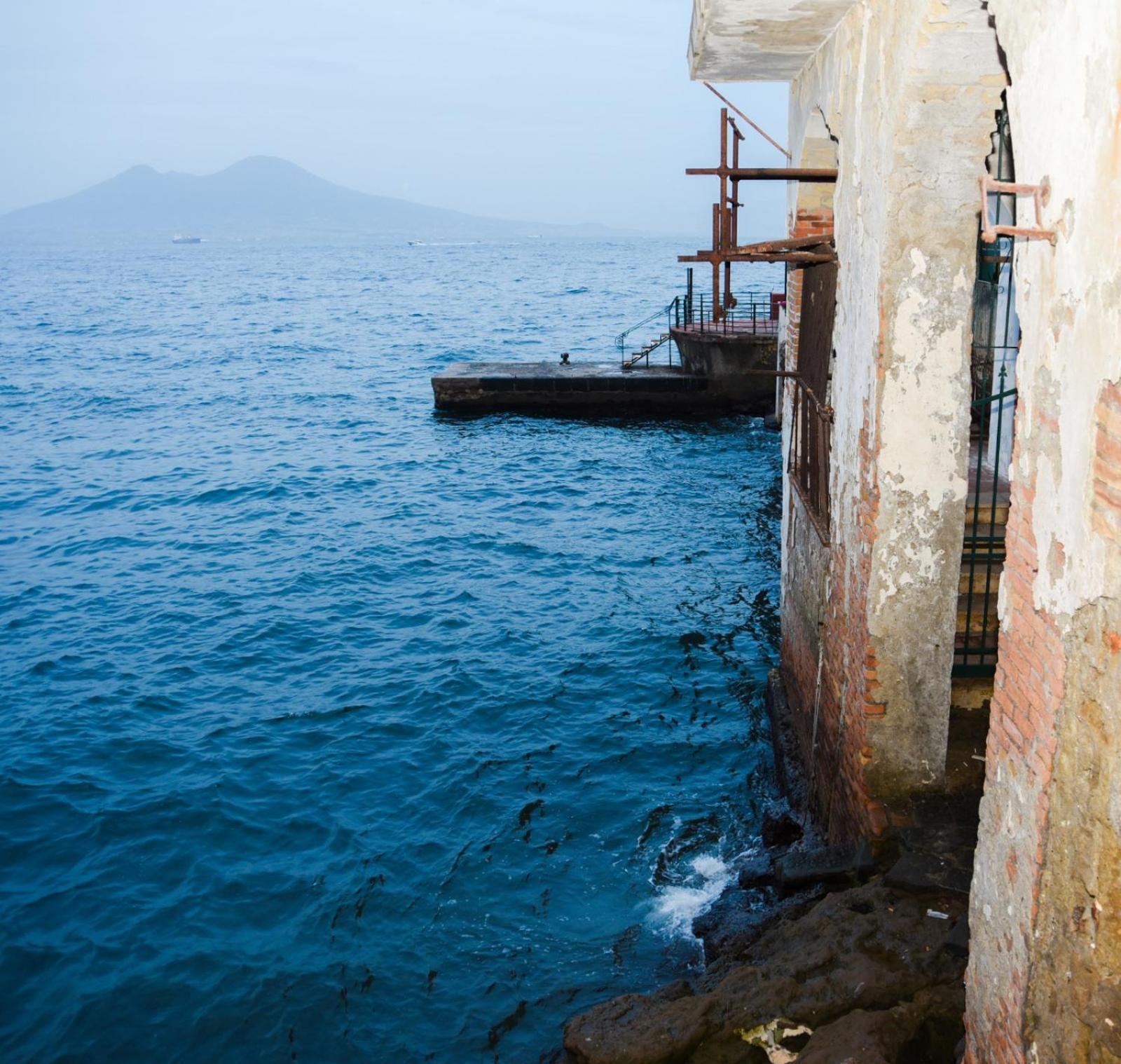 Appartamento La Casa Sul Mare Napoli Esterno foto