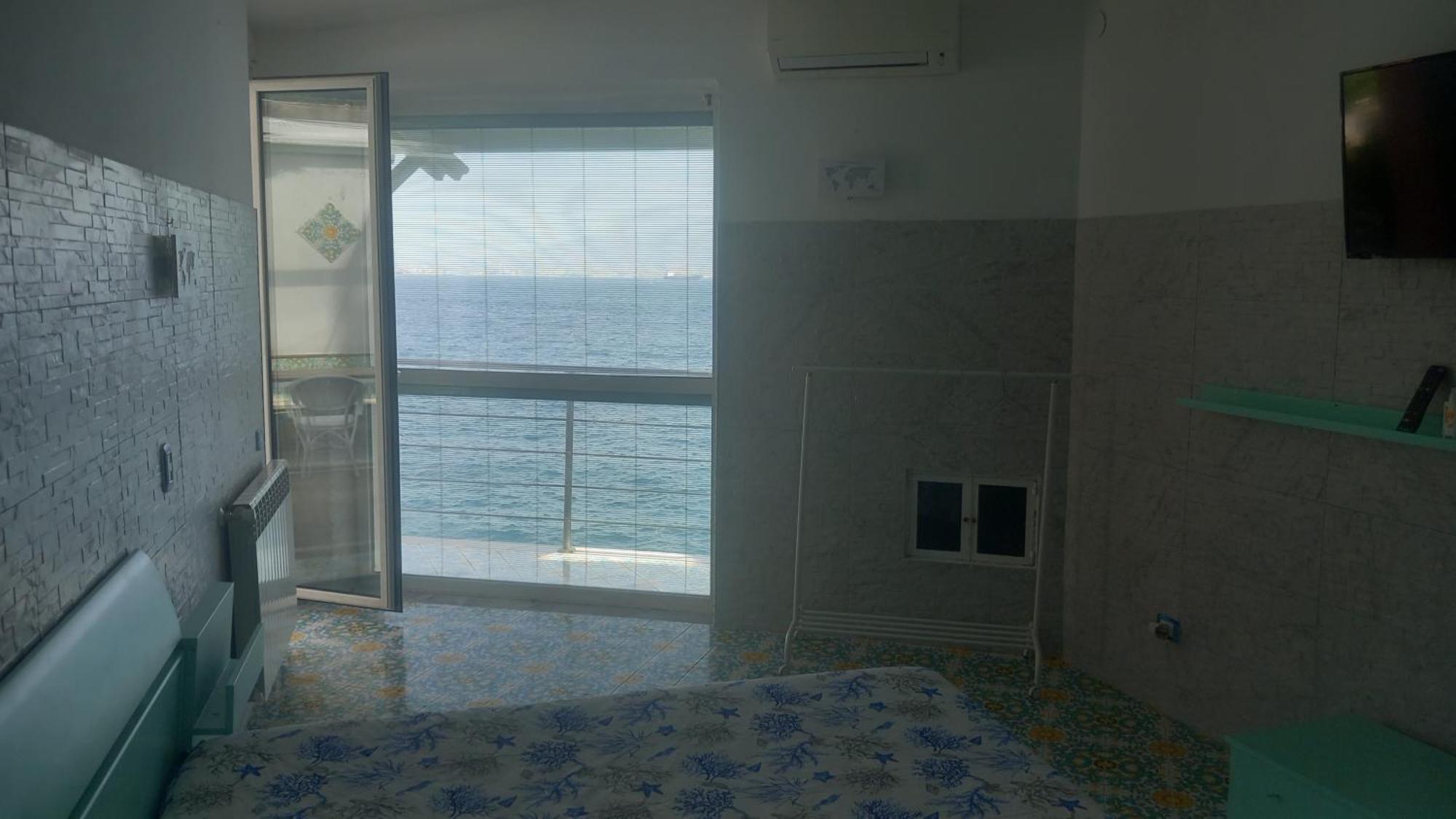 Appartamento La Casa Sul Mare Napoli Esterno foto