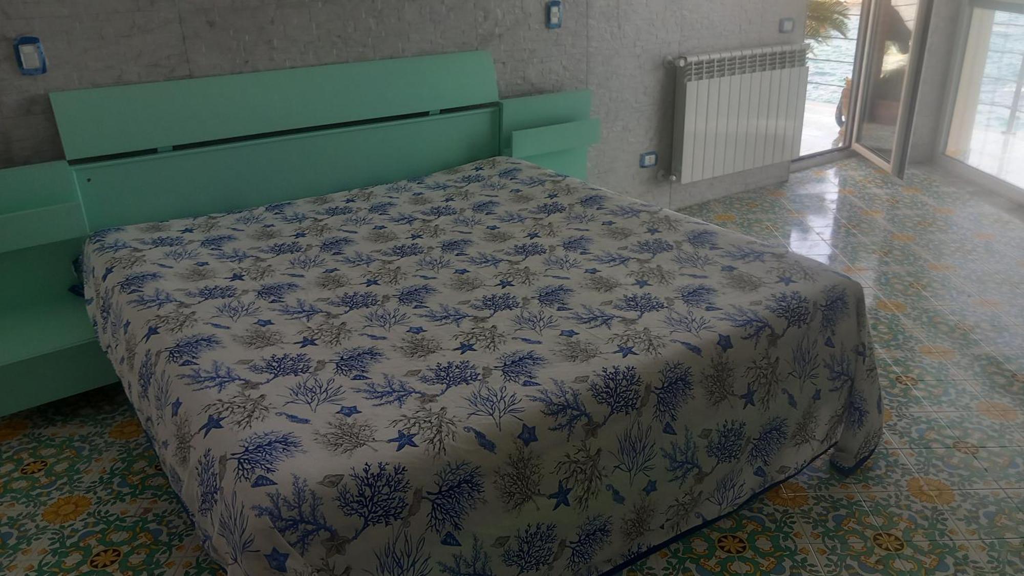 Appartamento La Casa Sul Mare Napoli Esterno foto