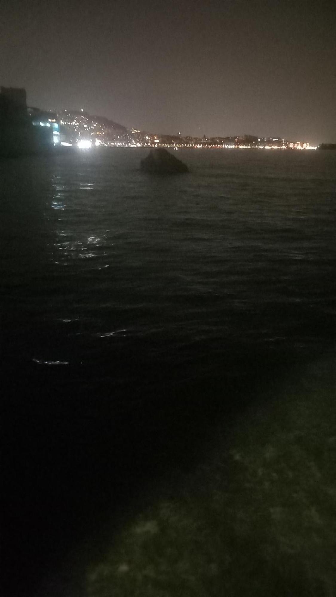 Appartamento La Casa Sul Mare Napoli Esterno foto